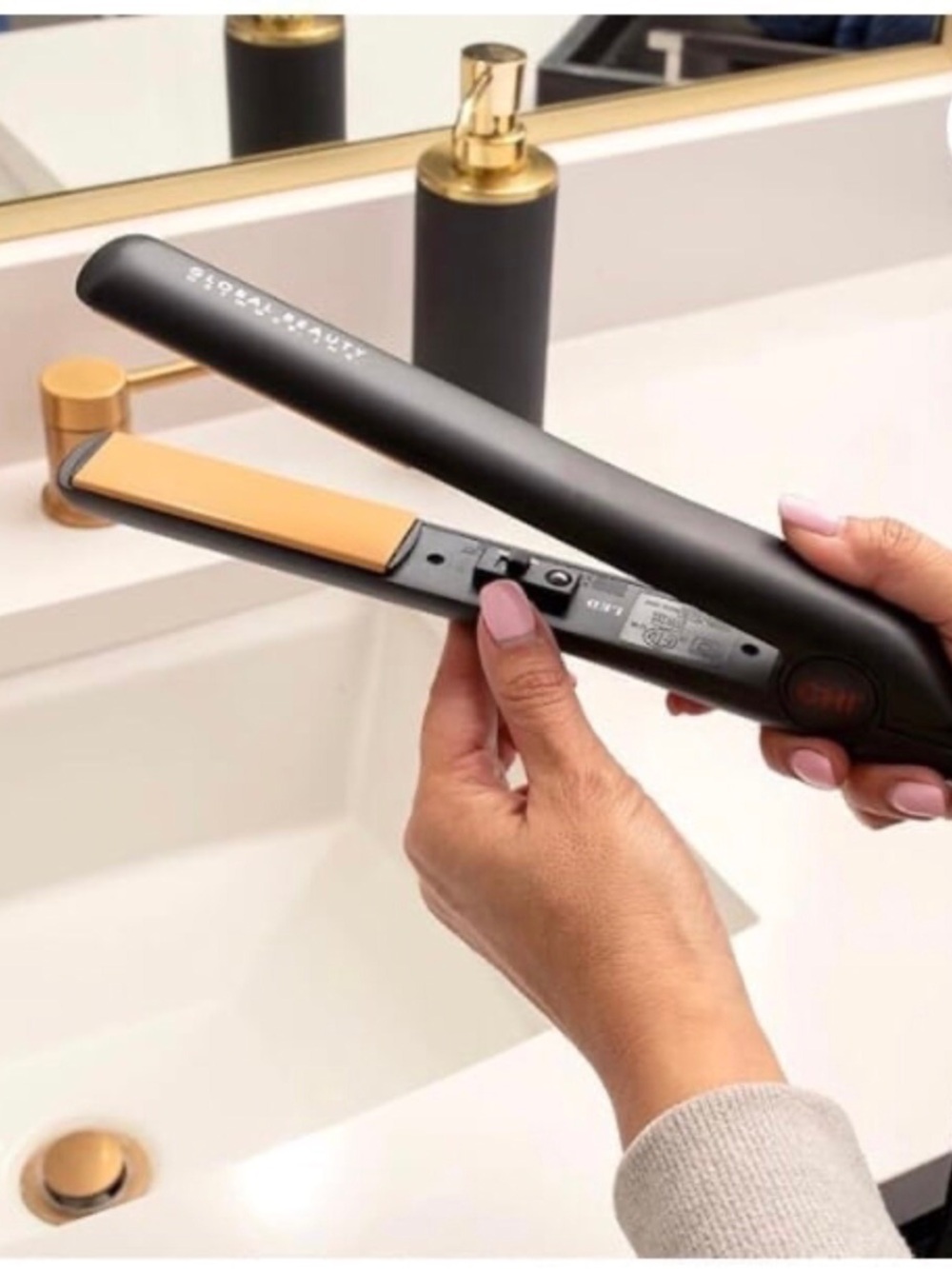 Black Ceramic Hair Straightener - Sleek Matte Flat Iron